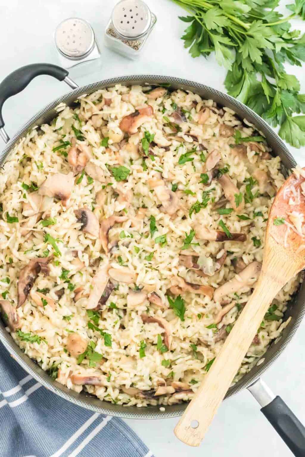 Stovetop Mushroom Risotto Cupcakes & Kale Chips