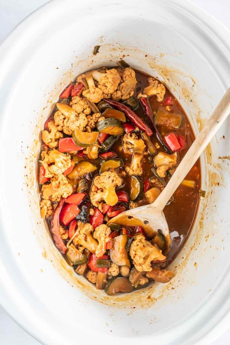 Slow Cooker Kung Pao Cauliflower Cupcakes & Kale Chips