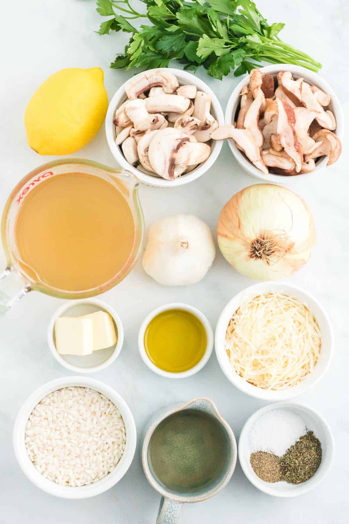 The ingredients for stovetop mushroom risotto.