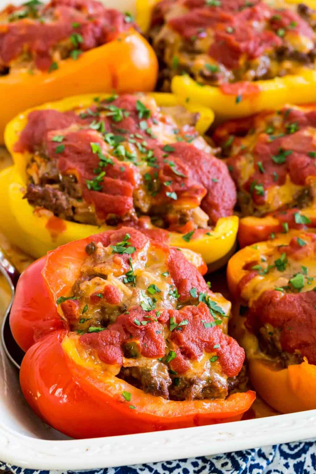 Classic Stuffed Peppers Cupcakes & Kale Chips