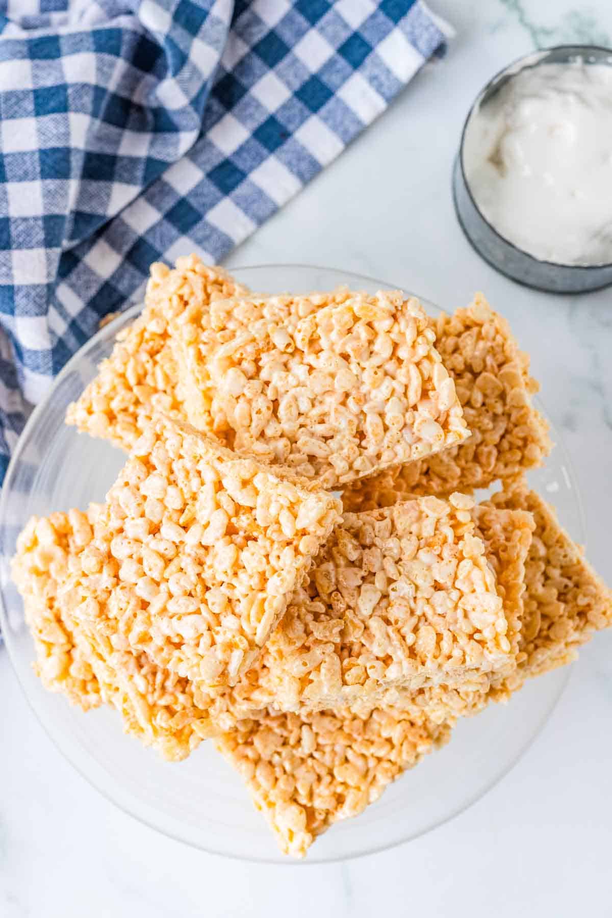 Marshmallow Fluff Rice Krispie Treats | Cupcakes \u0026 Kale Chips, image size:1200x1800