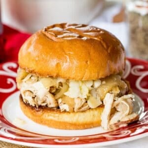 Featured image for slow cooker pulled chicken.