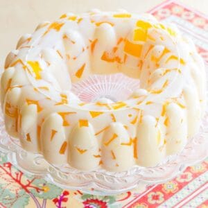 Featured image for creamsicle jello mold.