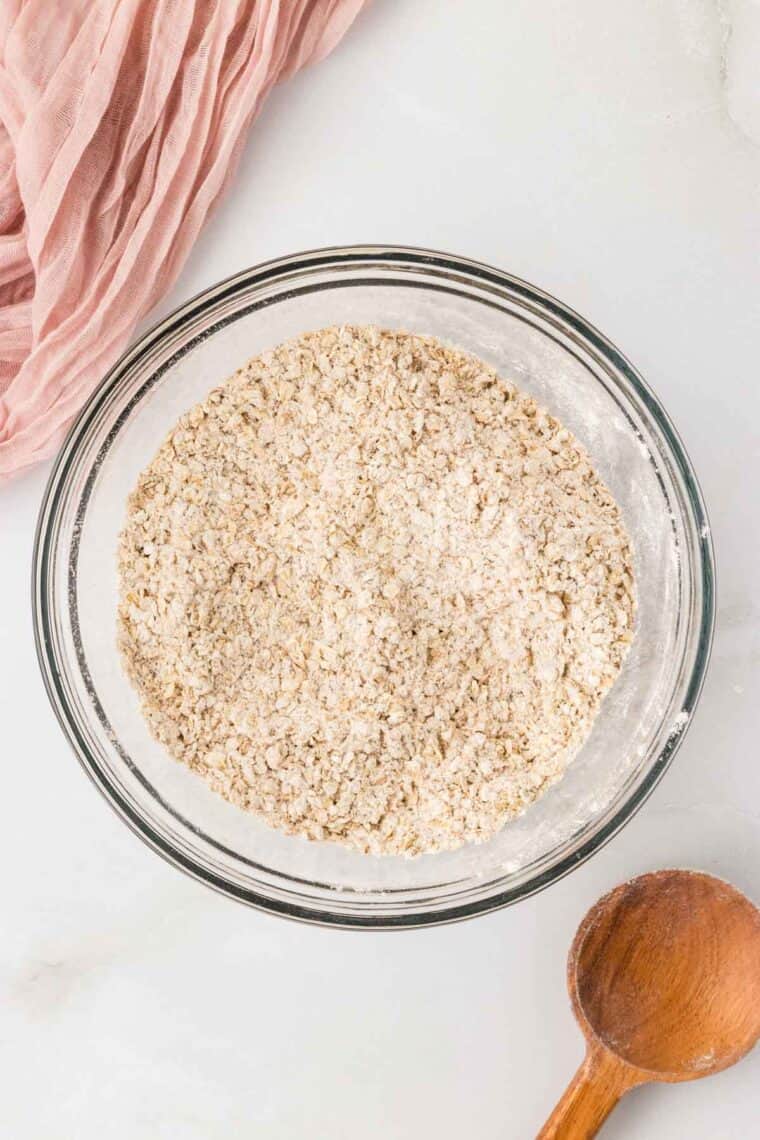 Oats and flour mixed in a bowl