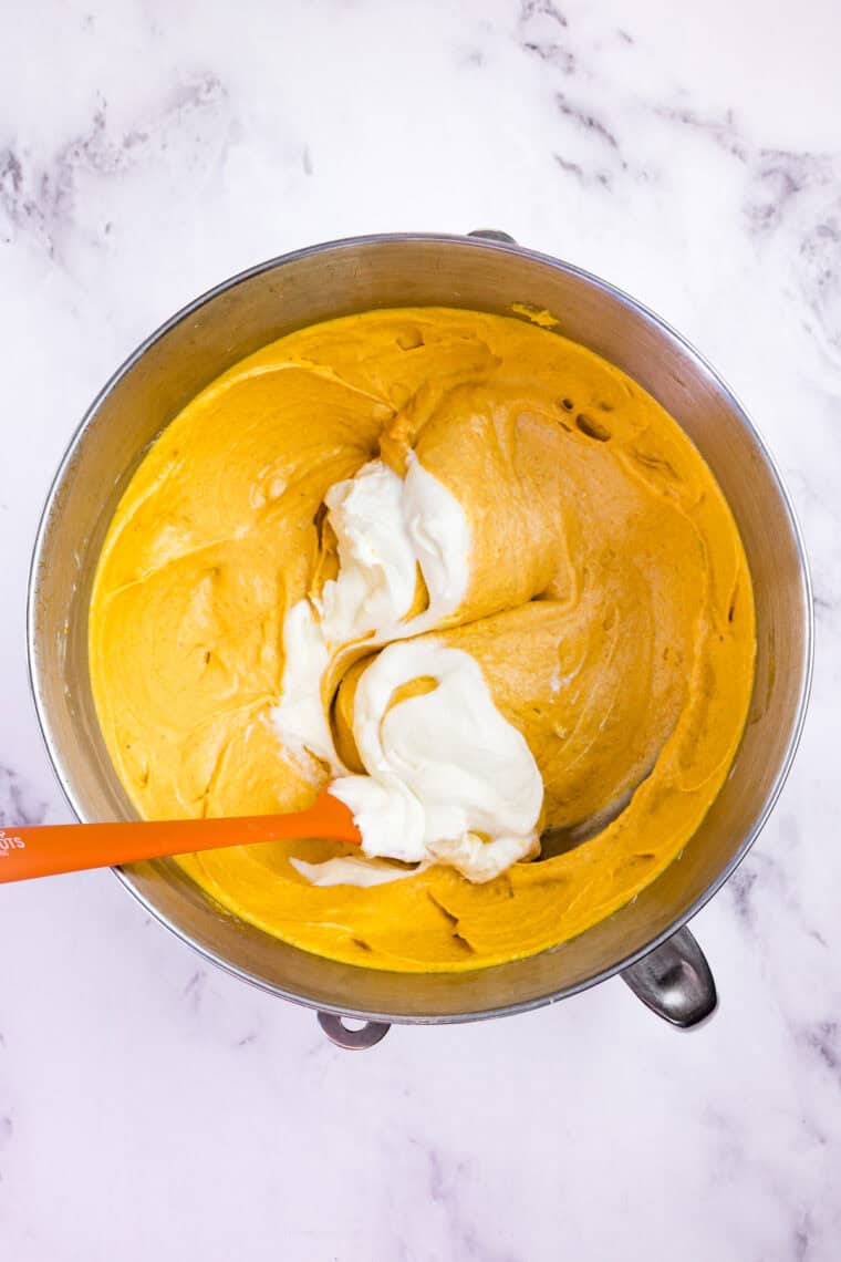 With a graham cracker crust and fluffy pumpkin filling, this gluten free no-bake pumpkin cheesecake is an easy fall dessert. Folding whipped cream into the cream cheese filling